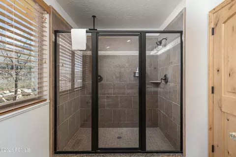 Bath - 5168 E Fairview Loop UNIT C604, Eden, UT 84310 photo 5 of 7