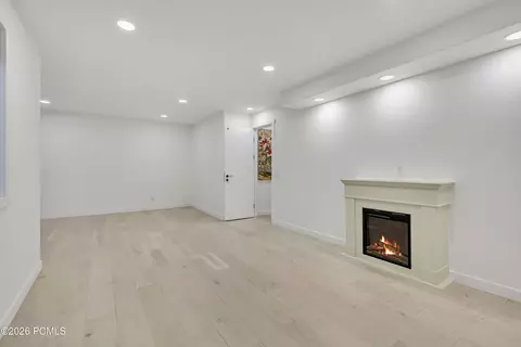 Living - 2768 E 1500, Bountiful, UT 84010 photo 8 of 8