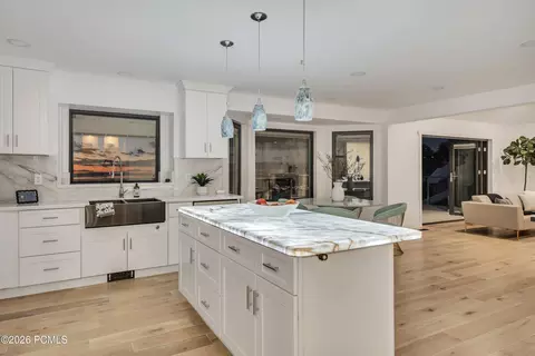 Kitchen - 2768 E 1500, Bountiful, UT 84010 photo 3 of 6