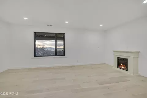 Living - 2768 E 1500, Bountiful, UT 84010 photo 7 of 8