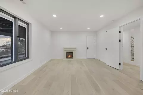 Living - 2768 E 1500, Bountiful, UT 84010 photo 6 of 8