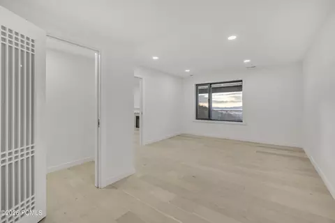 Bedroom - 2768 E 1500, Bountiful, UT 84010 photo 3 of 3