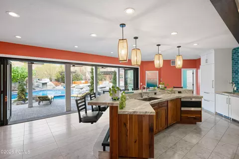 Kitchen - 1263 E Chapman Ct, Alpine, UT 84004 photo 5 of 7