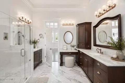 Bath - 1263 E Chapman Ct, Alpine, UT 84004 photo 1 of 9