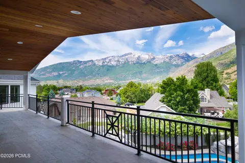 Exterior - 1263 E Chapman Ct, Alpine, UT 84004 photo 16 of 17