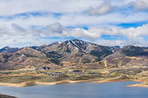 View/Area - 11258 N Shoreline Ct, Hideout, UT 84036 photo 2 of 3