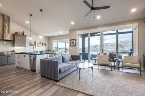 Living - 11258 N Shoreline Ct, Hideout, UT 84036 photo 2 of 3