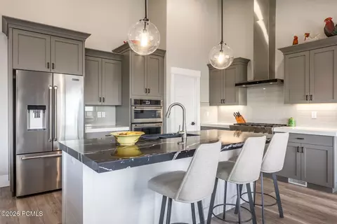 Kitchen - 11258 N Shoreline Ct, Hideout, UT 84036 photo 4 of 6