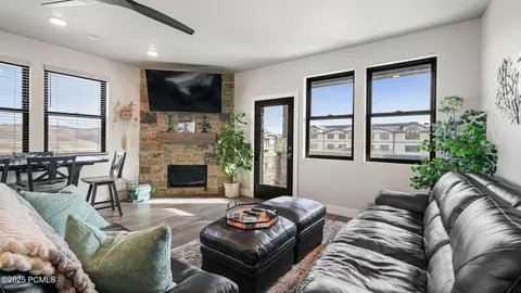 1145 W Helling Cir #203, Heber City, UT 84032