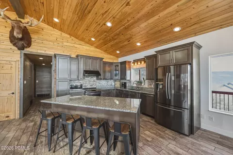 Kitchen - 4186 E Oakview, Coalville, UT 84017 photo 3 of 3