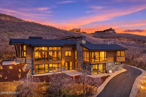 11004 N Wrangler Cir, Hideout, UT 84036