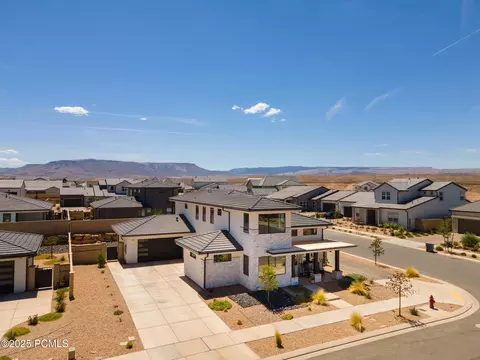 755 W Juniper Hill Dr, Saint George, UT 84790