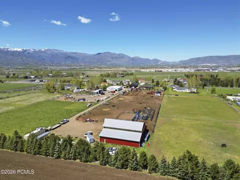 View/Area - 781 W 3000 South S, Daniel, UT 84032 photo 3 of 4