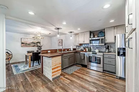 Kitchen - 1423 W Basel Dr, Midway, UT 84049 photo 1 of 3