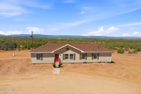 923 N Sundance Ln, Duchesne, UT 84021