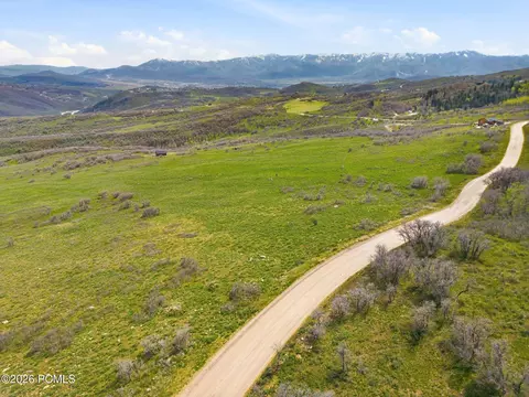 2627 S Bull Moose Dr, Wanship, UT 84017