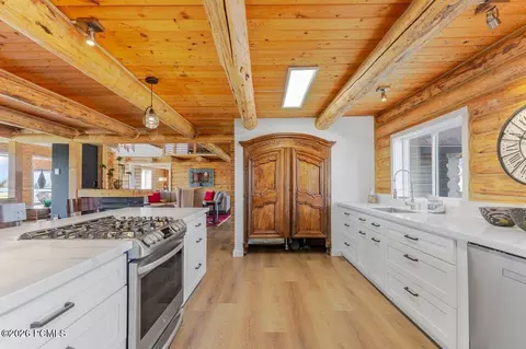 Kitchen - 5402 N 750, Oakley, UT 84055 photo 3 of 5