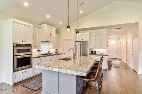 Kitchen - 1258 N Canyon View Rd, Midway, UT 84049 photo 3 of 5