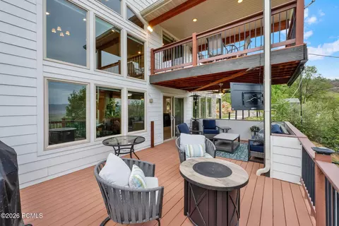 Exterior - 1121 N Willow Ln, Midway, UT 84049 photo 4 of 13