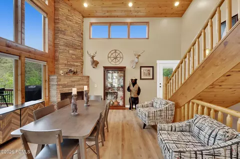 Dining - 1121 N Willow Ln, Midway, UT 84049 photo 3 of 5