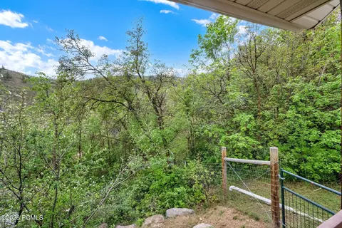 Exterior - 1121 N Willow Ln, Midway, UT 84049 photo 1 of 13