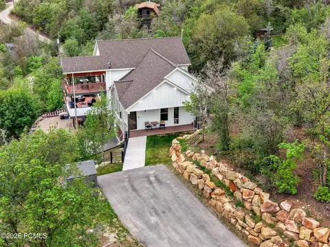 1121 N Willow Ln, Midway, UT 84049