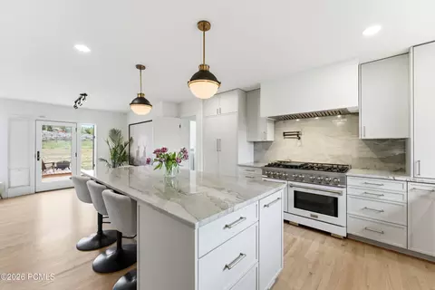 530 Highland Dr, Park City, UT 84098