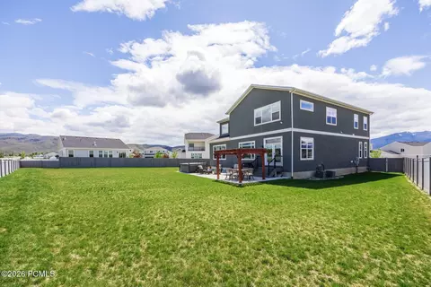 Exterior - 1505 S 1140, Daniel, UT 84032 photo 5 of 11