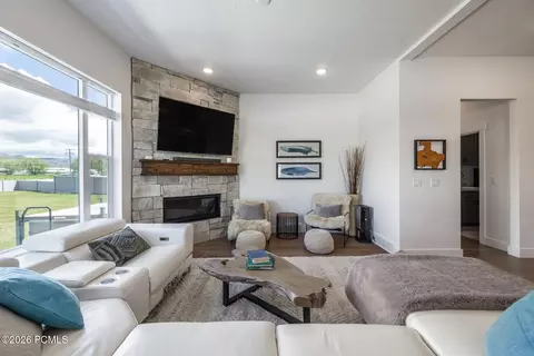 Living - 1505 S 1140, Daniel, UT 84032 photo 5 of 7