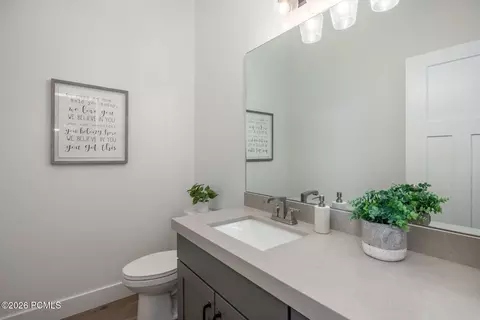 Bath - 1505 S 1140, Daniel, UT 84032 photo 3 of 11