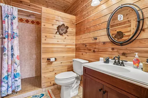 Bath - 155 E Valley Vw, Wanship, UT 84017 photo 3 of 3
