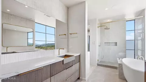 Bath - 2173 E Indi Loop, Kamas, UT 84036 photo 5 of 11