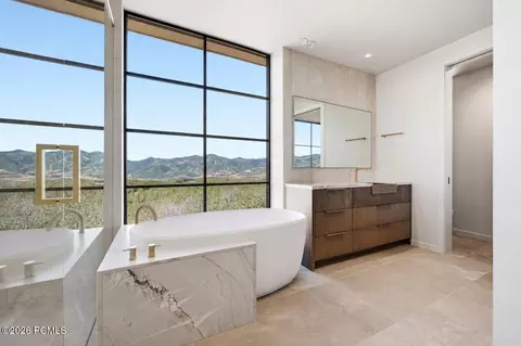 Bath - 2173 E Indi Loop, Kamas, UT 84036 photo 4 of 11