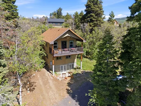 209 Porcupine Loop, Coalville, UT 84017