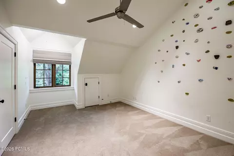 Bedroom - 2400 E Walker Ln, Holladay, UT 84117 photo 6 of 7