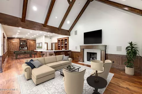 Living - 2400 E Walker Ln, Holladay, UT 84117 photo 7 of 8