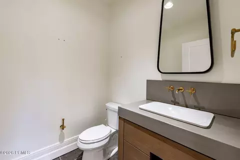 Bath - 2400 E Walker Ln, Holladay, UT 84117 photo 7 of 7