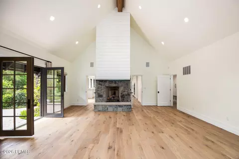 Living - 2400 E Walker Ln, Holladay, UT 84117 photo 2 of 8