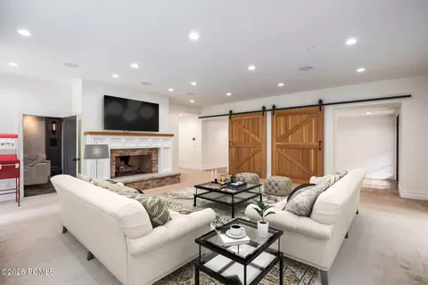 Living - 2400 E Walker Ln, Holladay, UT 84117 photo 3 of 8