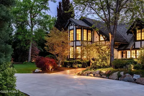 Exterior - 2400 E Walker Ln, Holladay, UT 84117 photo 24 of 32