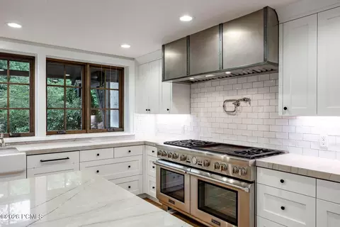 Kitchen - 2400 E Walker Ln, Holladay, UT 84117 photo 4 of 8