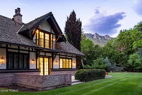 Exterior - 2400 E Walker Ln, Holladay, UT 84117 photo 16 of 32