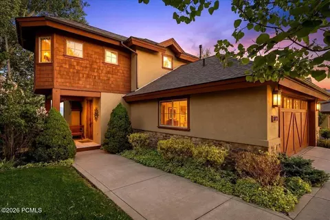 1072 N Turnberry Ct, Midway, UT 84049