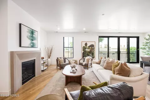 2250 E Murray Holladay Rd #202, Salt Lake City, UT 84117