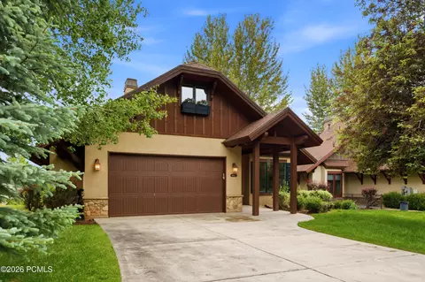 86 E Valais Pkwy, Midway, UT 84049