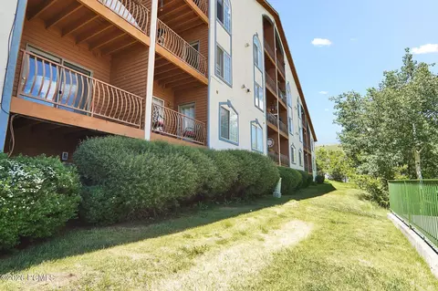 1030 Oberland Dr #B-3, Midway, UT 84049