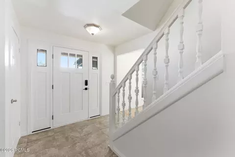 Entry Way - 3463 S 400 E, Bountiful, UT 84010 photo 1 of 3