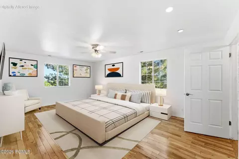 Bedroom - 3463 S 400 E, Bountiful, UT 84010 photo 2 of 6