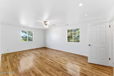 Bedroom - 3463 S 400 E, Bountiful, UT 84010 photo 1 of 6