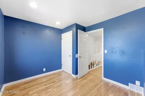 Bedroom - 3463 S 400 E, Bountiful, UT 84010 photo 6 of 6
